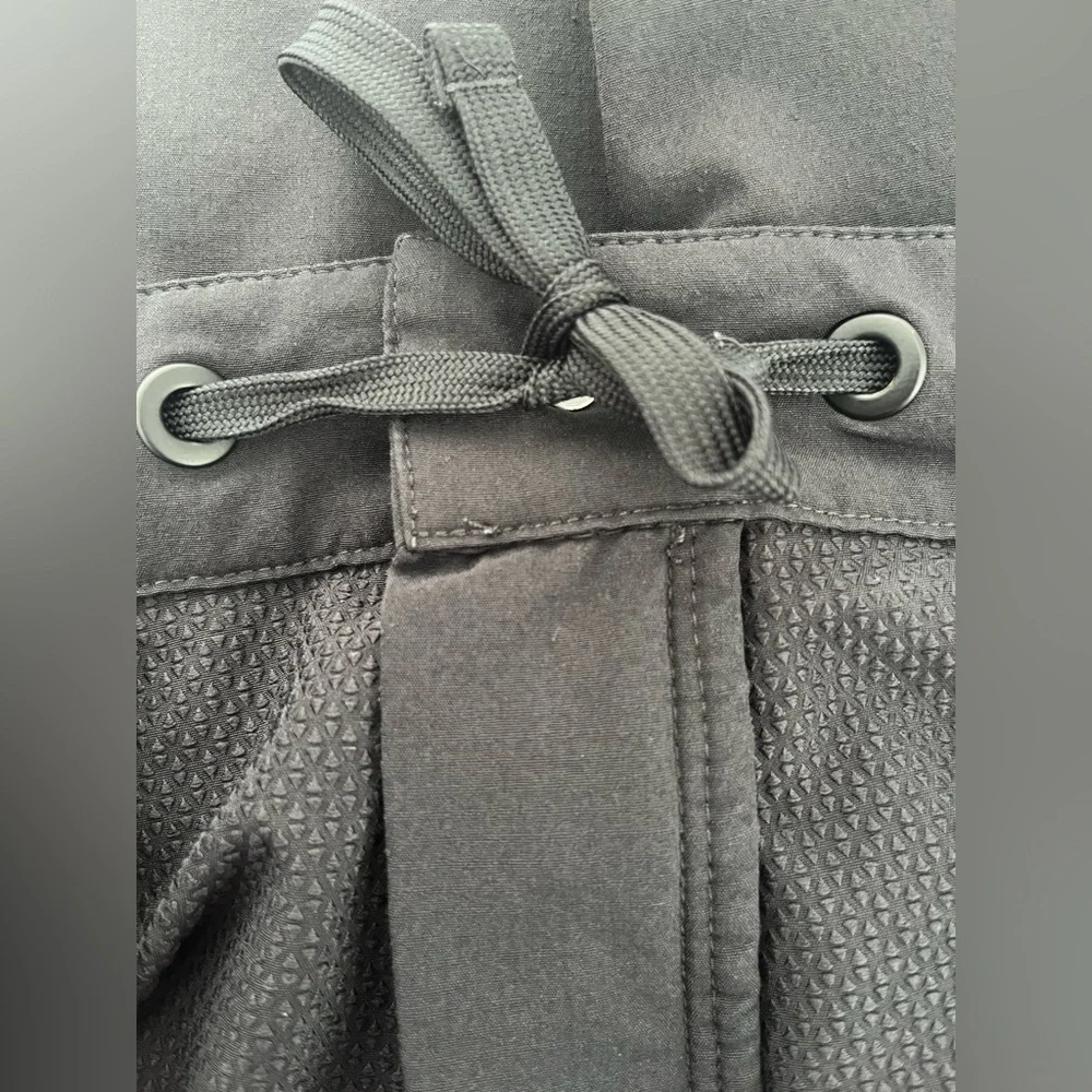 The North Face Men’s Black Shorts Size 36